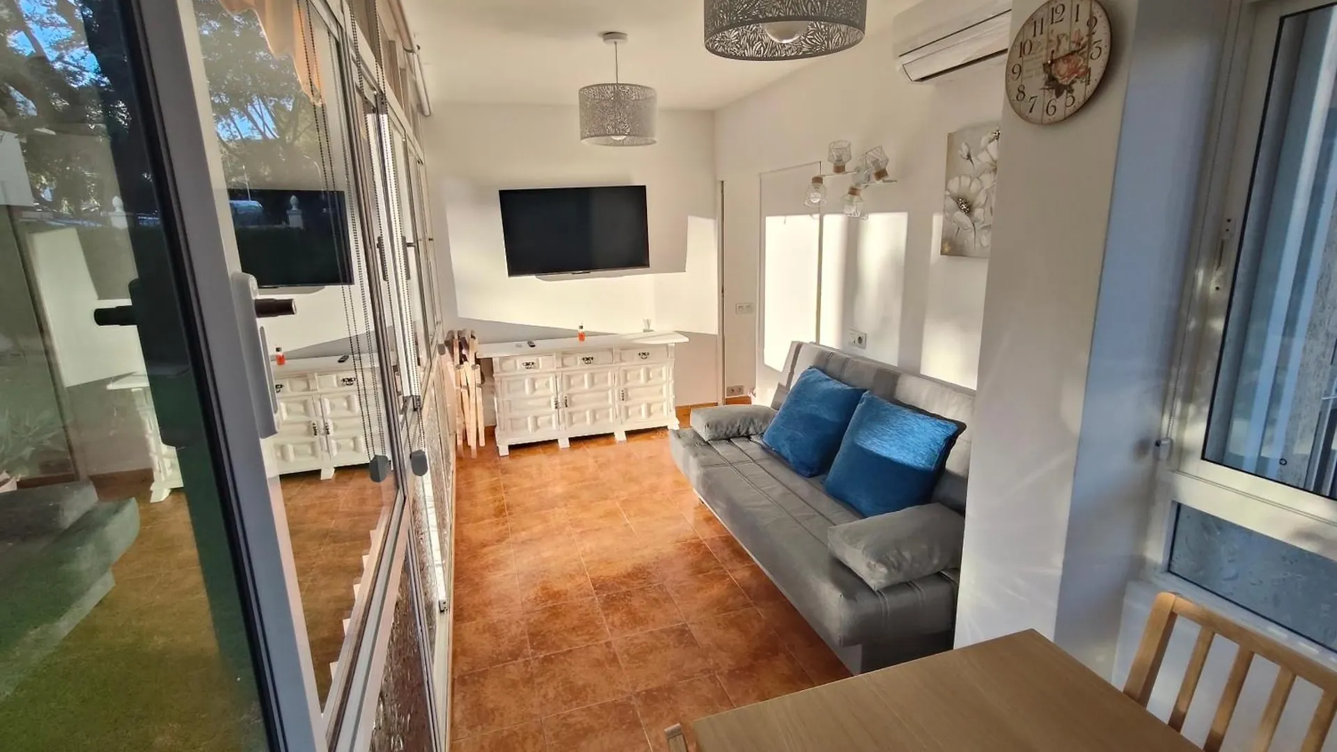 Iris 15 - 24H Reception - 2 Bedrooms Benalmadena Spain